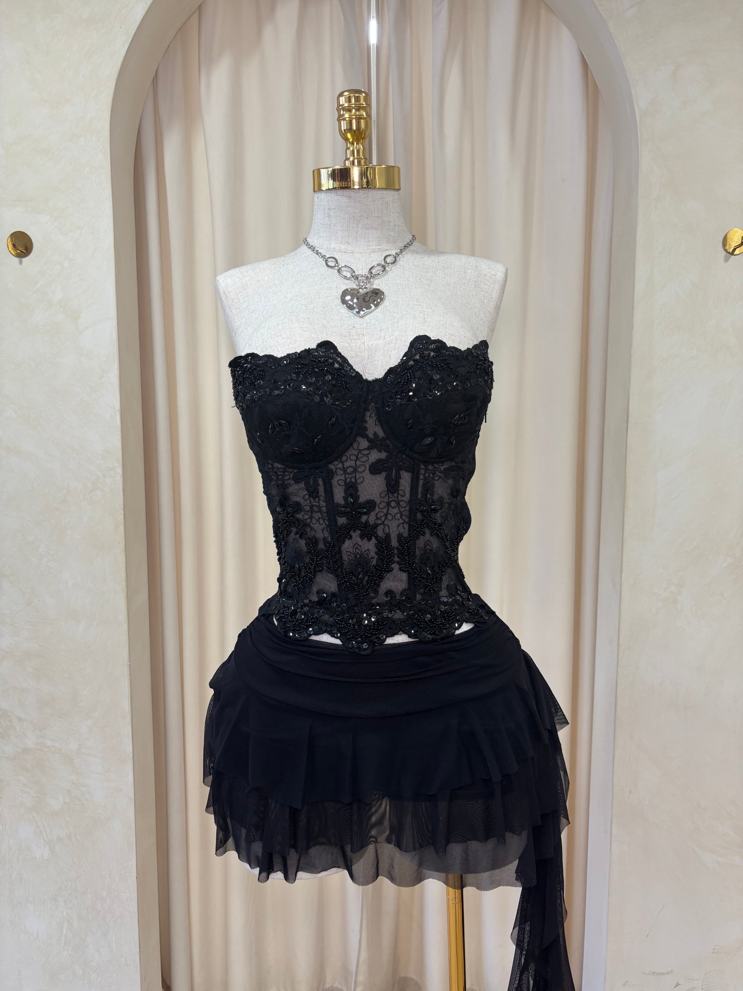 KG corset