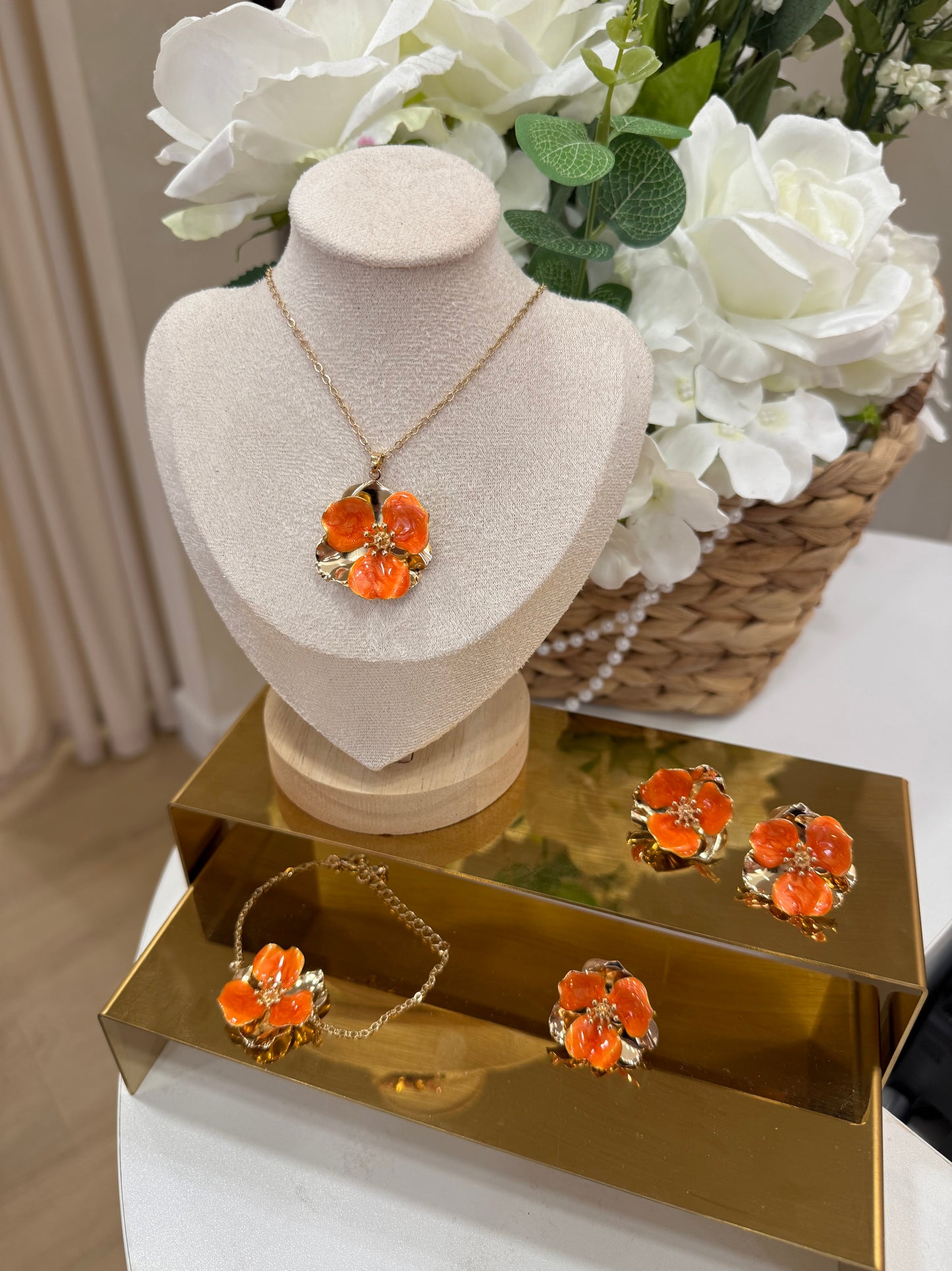 4 Piece Karol Flower Set (Orange)