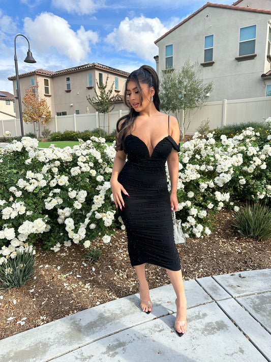 Drip Me In Pearls Ruched Midi Dress (Black)