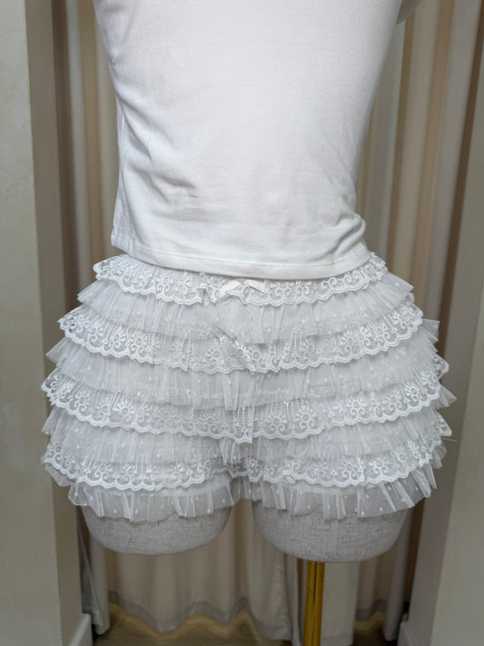 Angie ruffle shorts
