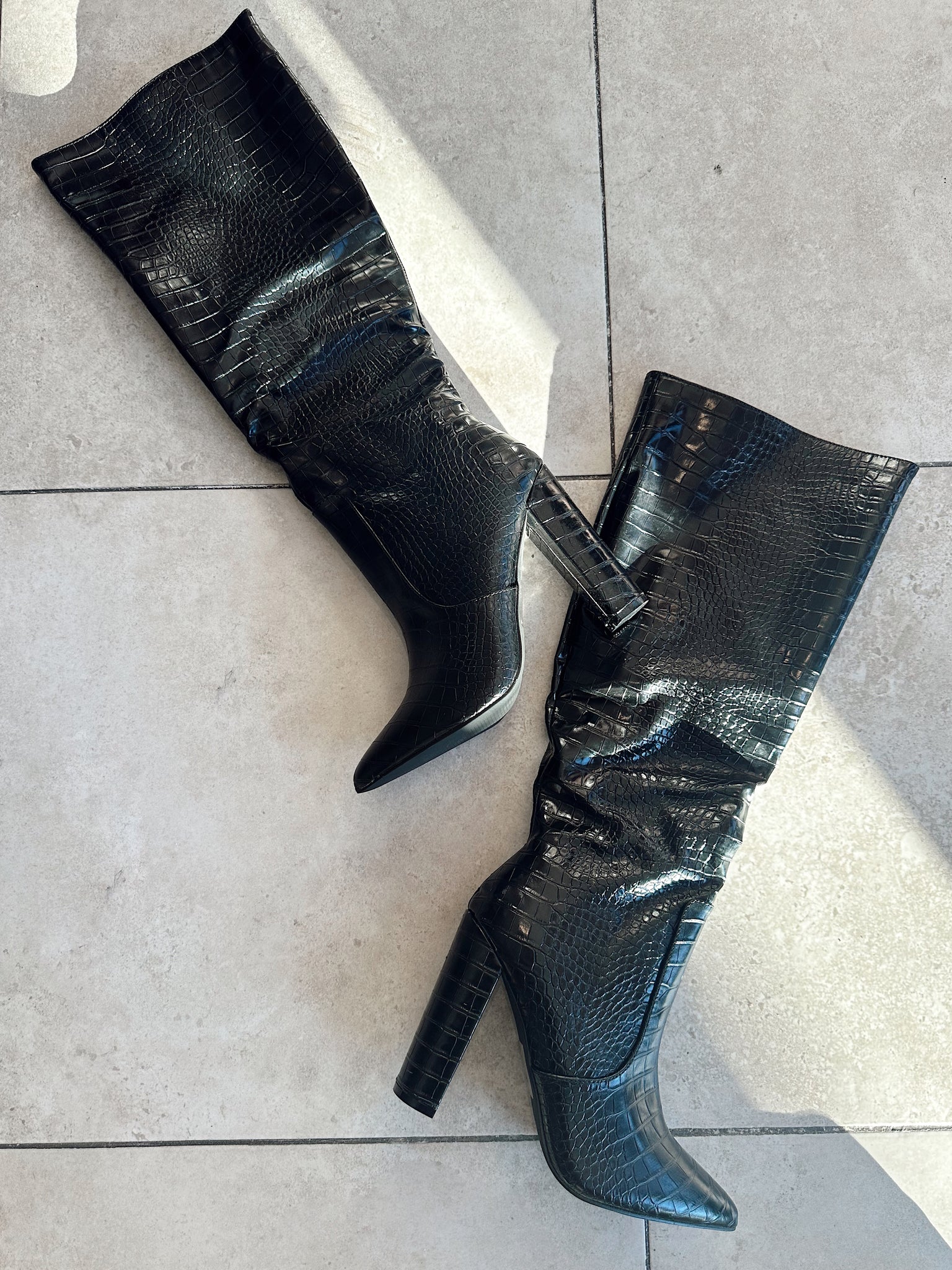 NADJIA CROC BOOTS (BLACK) | PRICED AS MARKED🚨
