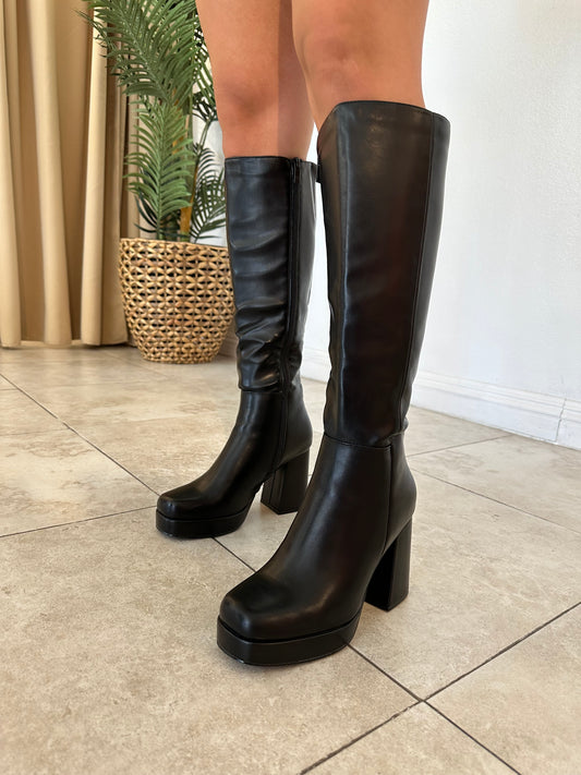 PROVENZA OVER THE KNEE BOOTS (BLACK)