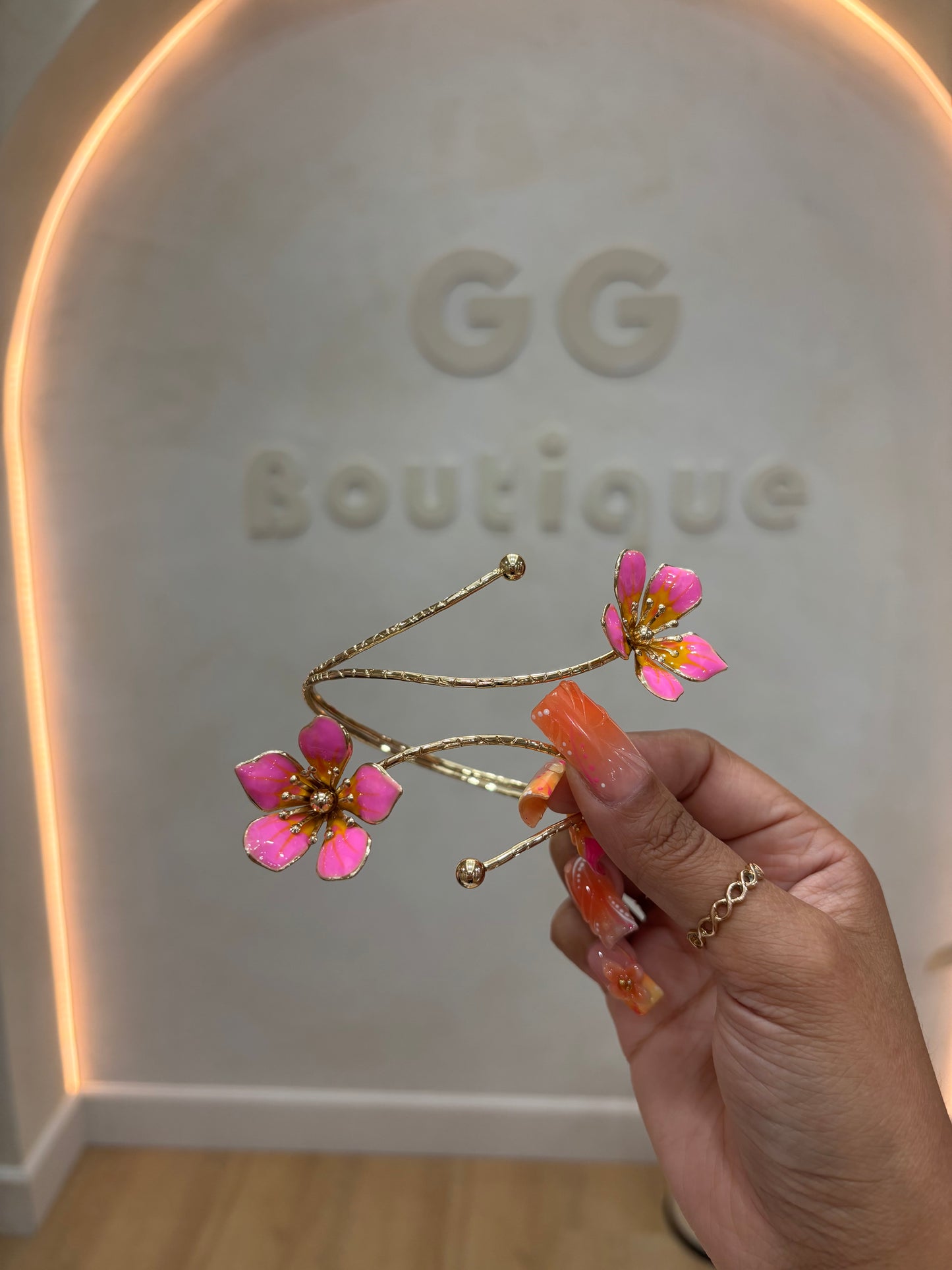 Flower cuffs