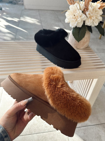 COZY GIRL SLIPPERS (CAMEL) | PRICED AS MARKED🚨