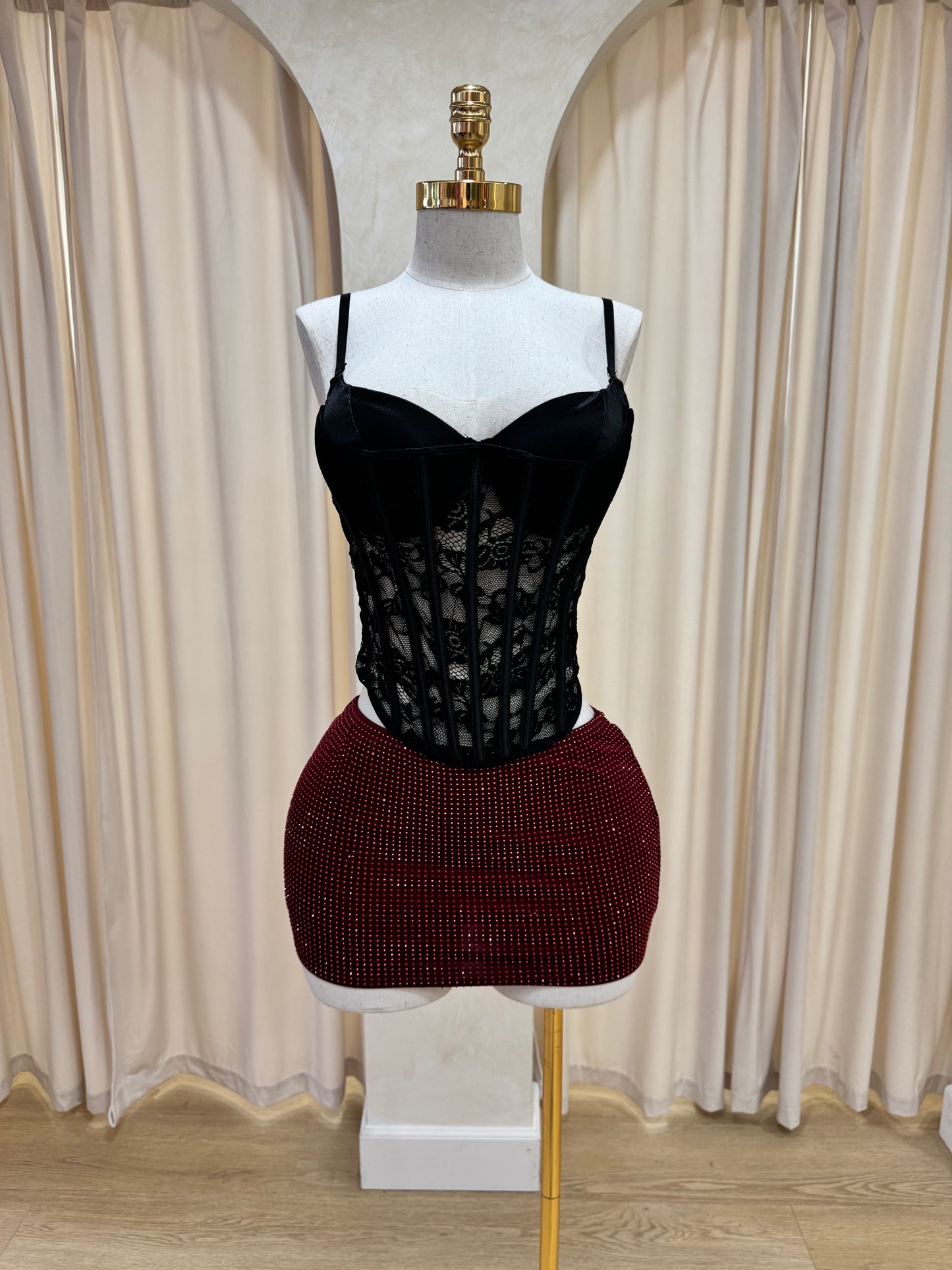 Snatching Lace Corset (Black)