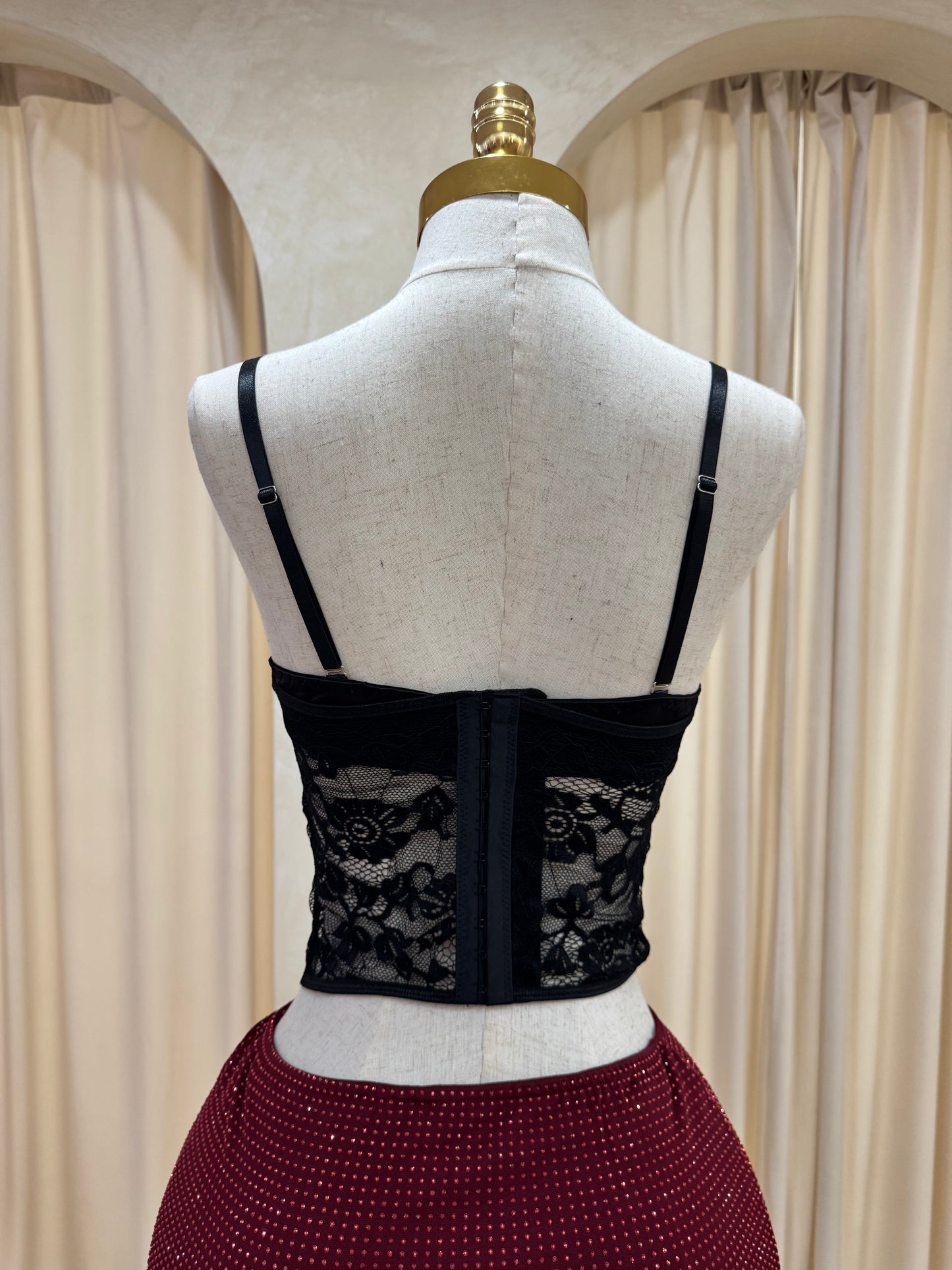 Snatching Lace Corset (Black)