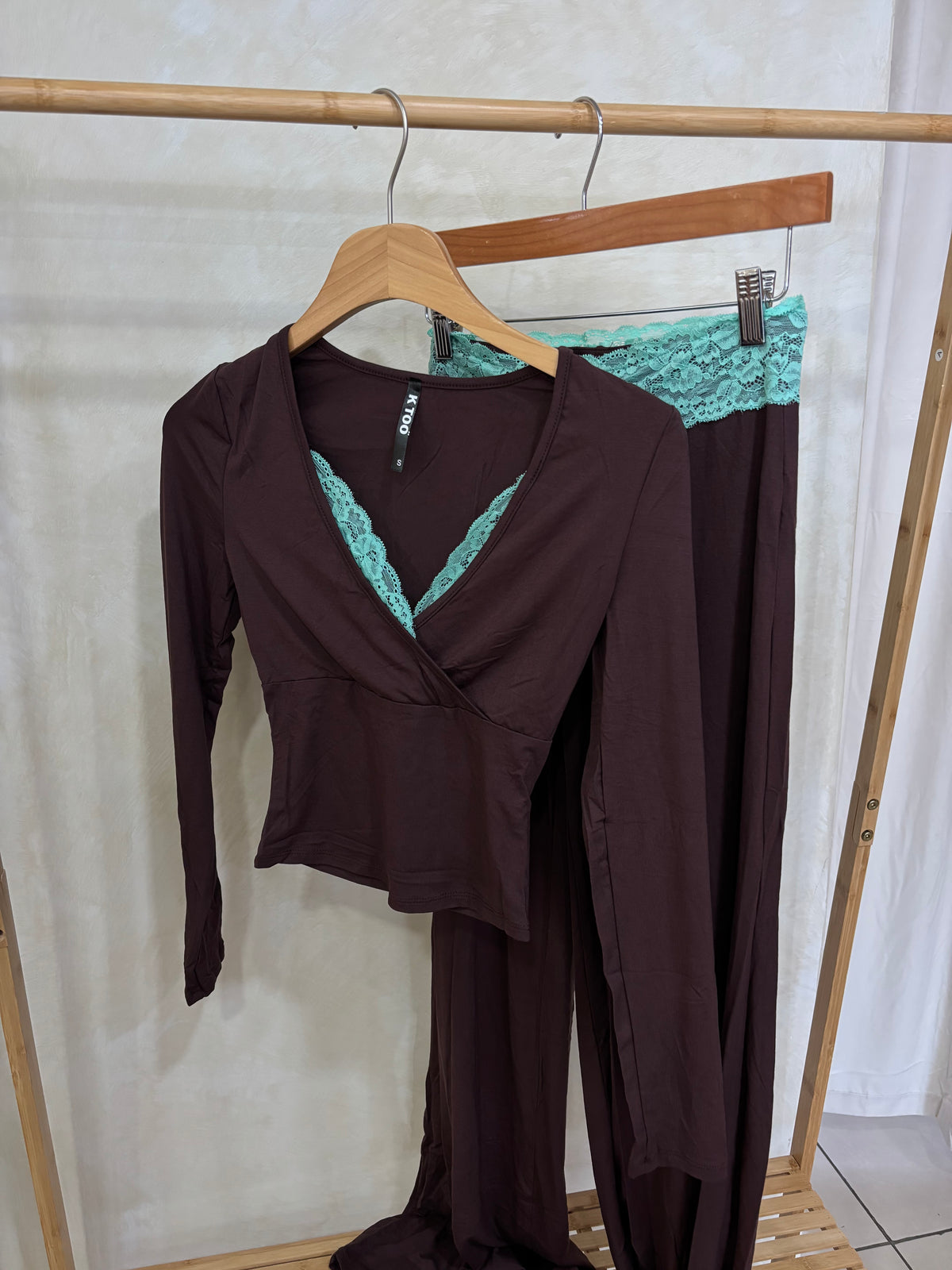 Lizette lace lounge set