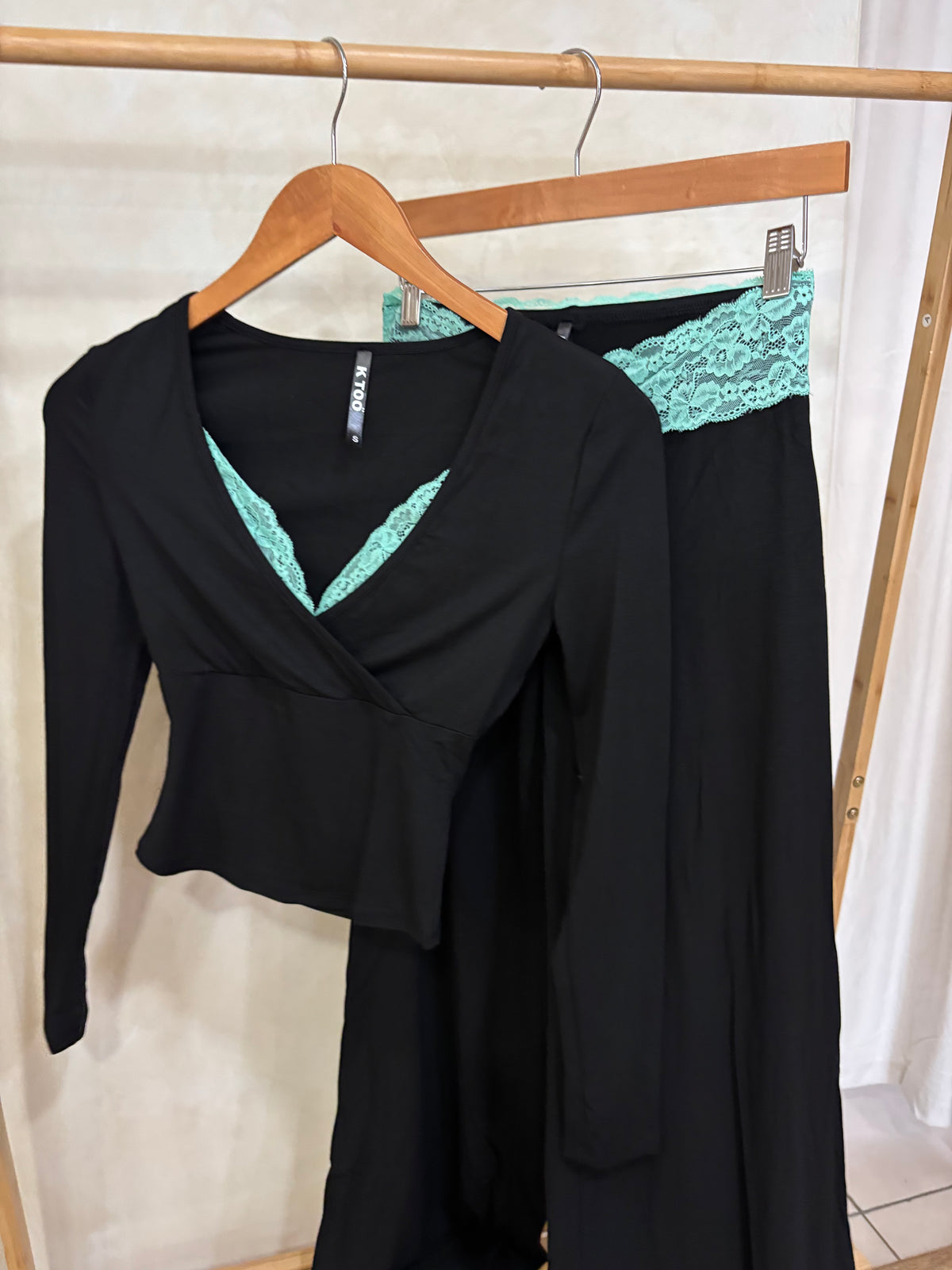 Lizette lace lounge set