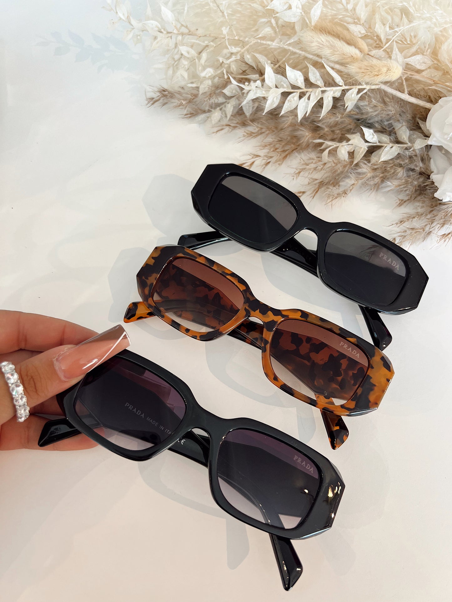 PRADA LUXE SHADES